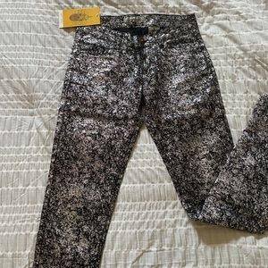Silver Metallic Skinny Jeans- Juniors size 5 NWT